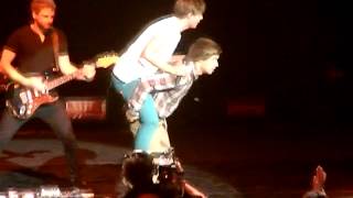 Harrys solo and Lilo piggyback ride  wmyb [upl. by Kotz]