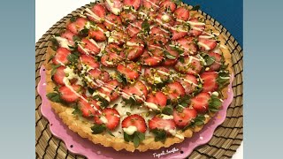 MUHALLEBİLİ ÇİLEKLİ TART TARİFİ🍓 MUHALLEBİLİ TARTOLET 😍 [upl. by Eeznyl]