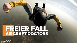 Freier Fall  Fallschirmsprung aus 4000 Meter  Aircraft Doctors S01E05 [upl. by Asilehc605]