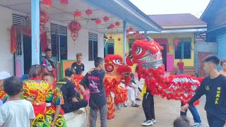 Barongsai masuk rumah di Imlek 2024 Bengkalis Riau [upl. by Towny46]