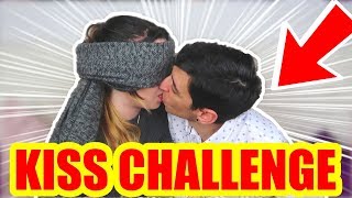 KISS CHALLENGE con ELTROLLINO  RETO DEL BESO [upl. by Sashenka236]