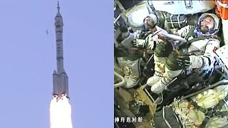 Long March 2F launches Shenzhou11 神舟十一号 [upl. by Marchak]