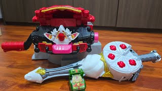 DX GavvWhipir amp Caking amp Bushel GochizoKyodaitoys review 仮面ライダーガヴ [upl. by Notniuqal]