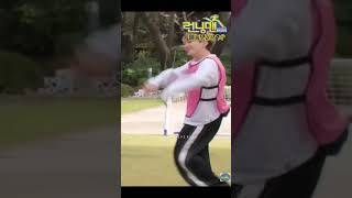 Hoshi and Dk Smoke🚬 Challenge on the running man funny shorts seventeen Hoshi kwonsoonyoung dk [upl. by Ettenav]