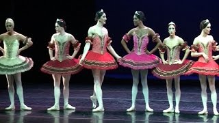 Les Ballet Trockadero en los Teatros del Canal [upl. by Calendre]