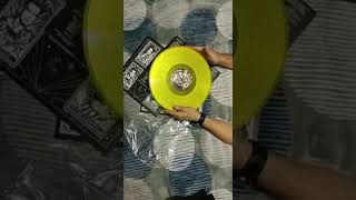 Def Leppard Diamond Star Halos UNBOXING [upl. by Ayikat]