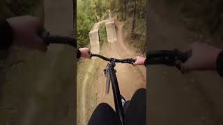 Der bike park ist crazy 😍🔥 mtb mountainbikelifestyle downhill mtblifestyle fortnite mtblife [upl. by Buonomo]