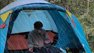 Camping di tengah hujan lebat dan badai yang tiada henti tidur di tenda terasa nyaman dan santai [upl. by Jany]