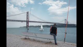 Le pont du 25 avril  Lisbonne Photo  paysage sonore [upl. by Tiedeman947]