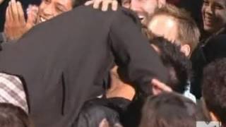 Taylor Lautner Kisses Robert Pattinson at MTV Movie Awards 2011  FTD Recap [upl. by Judi]