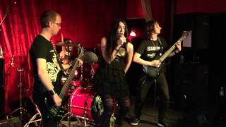 Kalidia  Dollhouse Labyrinth of thoughts  Live Giffard Arms Wolverhampton 8516 [upl. by Tavy300]