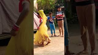 Agg lage aaj de fashion 😎  old Bollywood songs  dance ytshorts bollywood bhulbhulaiyaa2 [upl. by Yeffej260]