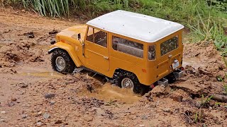 FMS Toyota Land Cruiser FJ40 OffRoad Rock Crawling [upl. by Deerc]