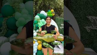 How to attach a foil balloon into a balloon garland Balloon garland decor Two Rex birthday party [upl. by Marcos]