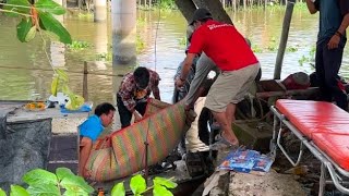 Người đàn ông vừa tắt thở dưới gầm cầu cùng với chiếc ghe mục nát vợ và con chỉ biết kêu trời [upl. by Mars]