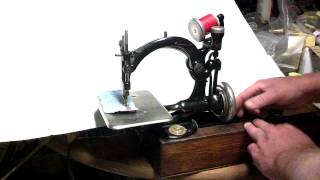 Antique Willcox amp Gibbs Chain stitch Treadle Sewing Machine A522349 [upl. by Calore]