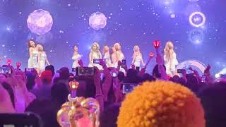 20220815 Reading PA LOONA Concert Star Fancam 4K [upl. by Beryl827]