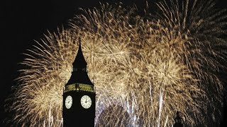 Capodanno 2024 fuochi dartificio su Roma Berlino e Londra così lEuropa celebra il nuovo anno [upl. by Iruyas]