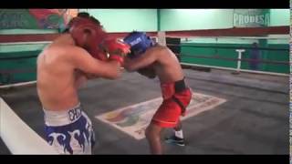 Guanteo  Carlos Buitrago vs Roman Gonzalez  Julio 7 2014  Videos Prodesa [upl. by Enilarak]