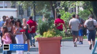 Boston college students struggle to stay cool in dorms during heat emergency [upl. by Chico918]