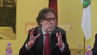 A1 Report  Carlo Bollino dhe Heshtja e dyfishte i prezantohen lexuesit fierak [upl. by Elicec]