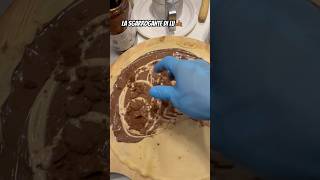 Prepariamo insieme questa Crêpe chiamata “Sgarrogante” creperia nutella yogurteria [upl. by Scarface533]