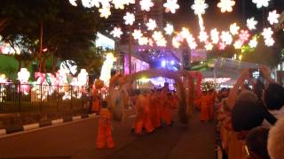 Chinatown Mooncake Festival Street Light Up 2014  Dragon Dance and Fireworks [upl. by Reuben]