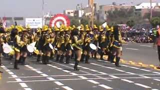 Desfile Leoncio Prado 2013 Orgullo de Ate [upl. by Gnap]