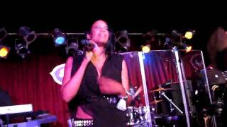 En Vogue My Lovin Youre Never Gonna Get It BB King Blues Club NYC 62410 HD [upl. by Soble]