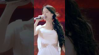 유영하듯 떠오른 Love wins all🪽아이유 IU Lovewinsall THEWINNING HEREHENCORE [upl. by Aehr]