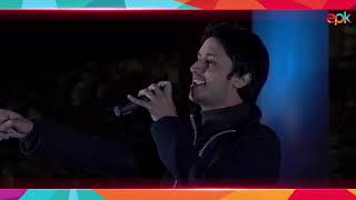 Atif Aslam Performing At 2004 New Year Celebrations  Lamhe  RK Music  JAL Band [upl. by Ynnol]