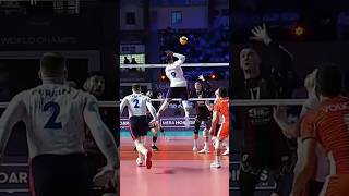 Earvin Ngapeth leaves the middle blocker out of work😁 epicvolleyball volleyballworld volleyball [upl. by Netsud]