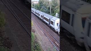 A pair of class 357s approaches Thorpe Bay [upl. by Ybrek]