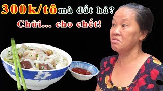 Bà chủ quán bánh canh cua 300k chửi banh chành ai chê đắt  Guufood [upl. by Adallard]