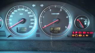 Volvo V70 D5 2004  Cold Start  2016 [upl. by Darrell]