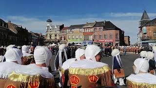 114ème Cavalcade  Rondeau du matin des Sociétés de Gilles et Fantaisie  Jemappes Belgique  2022 [upl. by Eeraj]