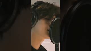 BTS V singing Tere Vaste Falak Se 💥😍💜 kimtaehyung taehyung btsv bts shorts [upl. by Aihsined]