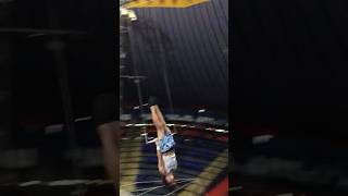 Trapézio de voos cirquedusoleil disney trampoline trampwall redbull [upl. by Ryann825]