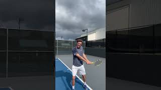 Backhand  Two vs One Handed [upl. by Wampler]