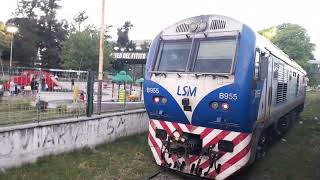 B955 invirtiendo punta en Caseros [upl. by Aihsrop]