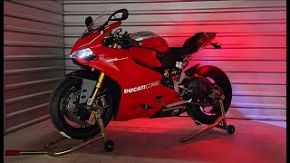 Ducati Panigale 1199 R 2014 red D15512U [upl. by Tuhn]