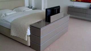 TV lift meubel aan voeteneinde bed [upl. by Louls]