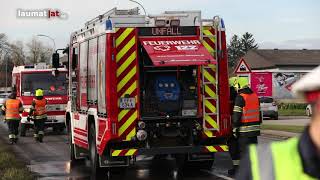 PKWLenkerin bei Verkehrsunfall in Alkoven schwer verletzt [upl. by Juliette]