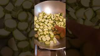 Tutorialbrutto del riso freddo con tonno e zucchine [upl. by Assilanna]