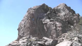 Holcomb Valley Pinnacles  Rock Climbing  Coyote Crag  Bye Crackie  Linh [upl. by Odlavso360]