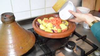 Recept Tajine vegetarisch  Koken met Mo Academy [upl. by Alyssa]