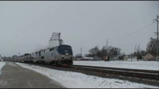 Amtrak 207 Leads California Zephyr 6 East Monmouth IL [upl. by Kata]