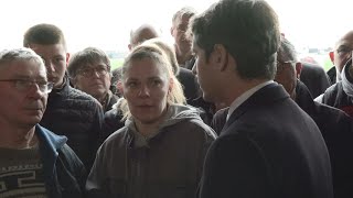 Attal interpellé par une agricultrice dans la Marne  AFP Images [upl. by Imled]