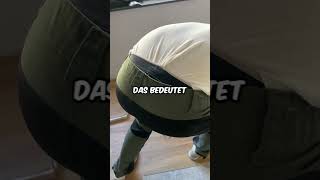 Teppichboden in der WG 😱🤣 handwerk renovierung bodenbelag clickvinyl vinyl [upl. by Zile]