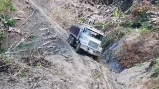 Los mejores frenos de Motor captados en cámara [upl. by Heidie]